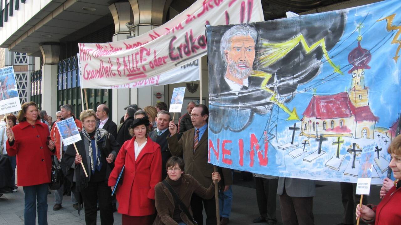 Proteste führten die Erdkabel-Befürworter mehrmals in die Bundeshauptstadt. Hier im Jahr 2008. 
