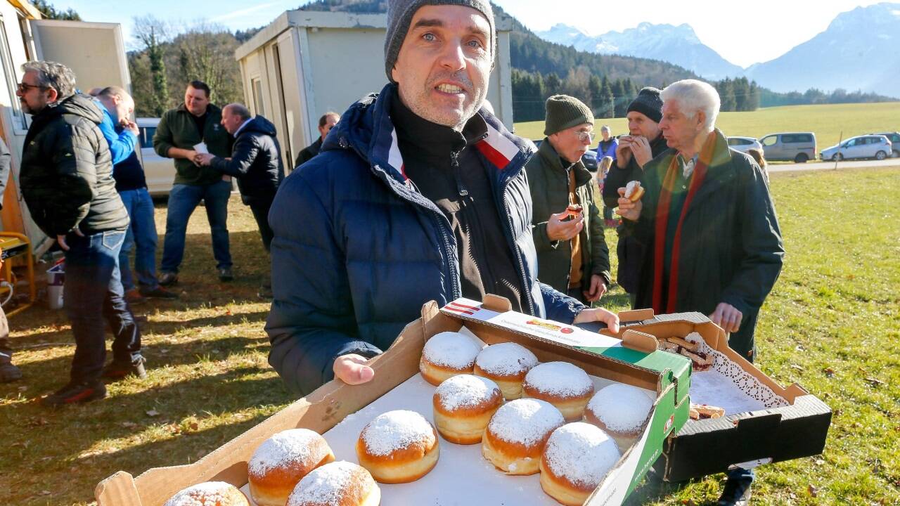Für Verpflegung war fast immer gesorgt: eine „Waldparty“ in Bad Vigaun (2020). 