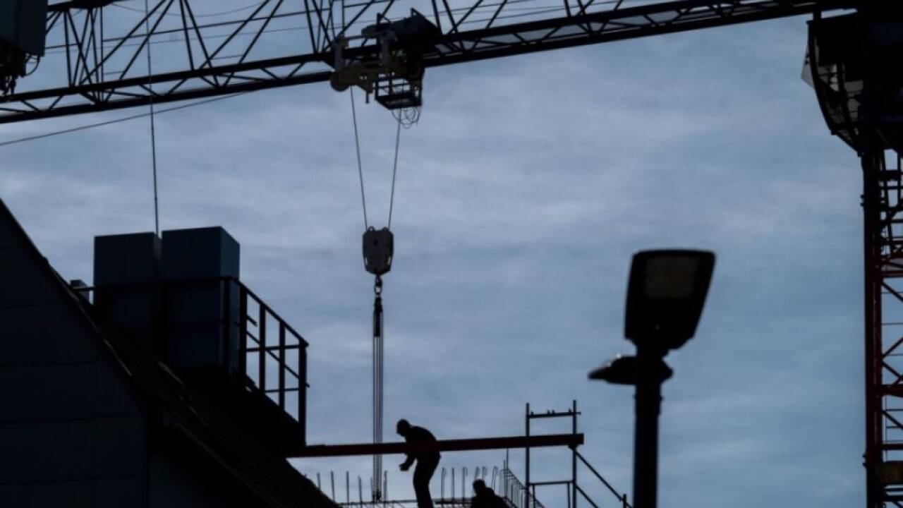 Bau und Industrie befinden sich weiterhin in der Krise 