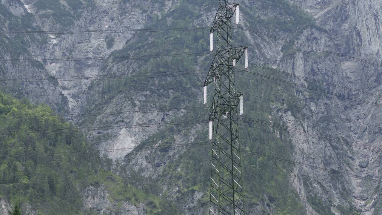 380-kV-Mast im Salzachtal 