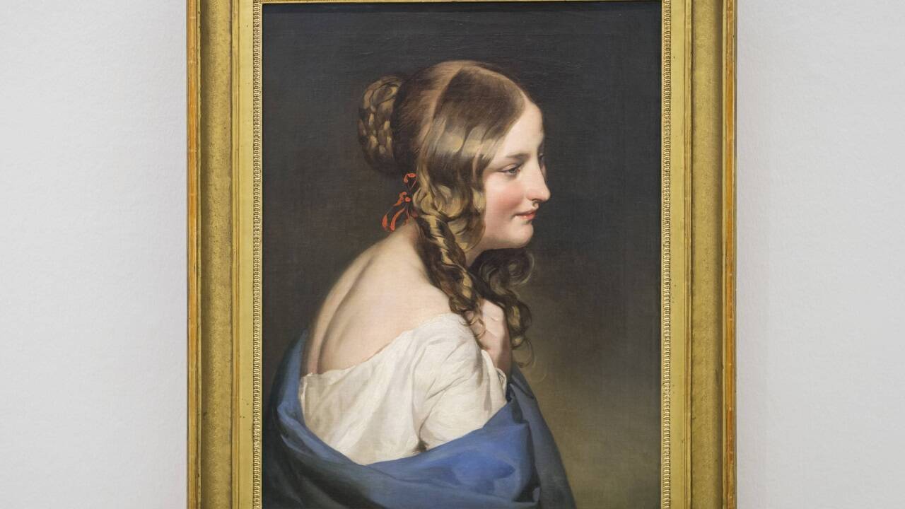 „Mädchen mit blauem Seidenkleid“, Wiener Schule (Maler unbekannt). 