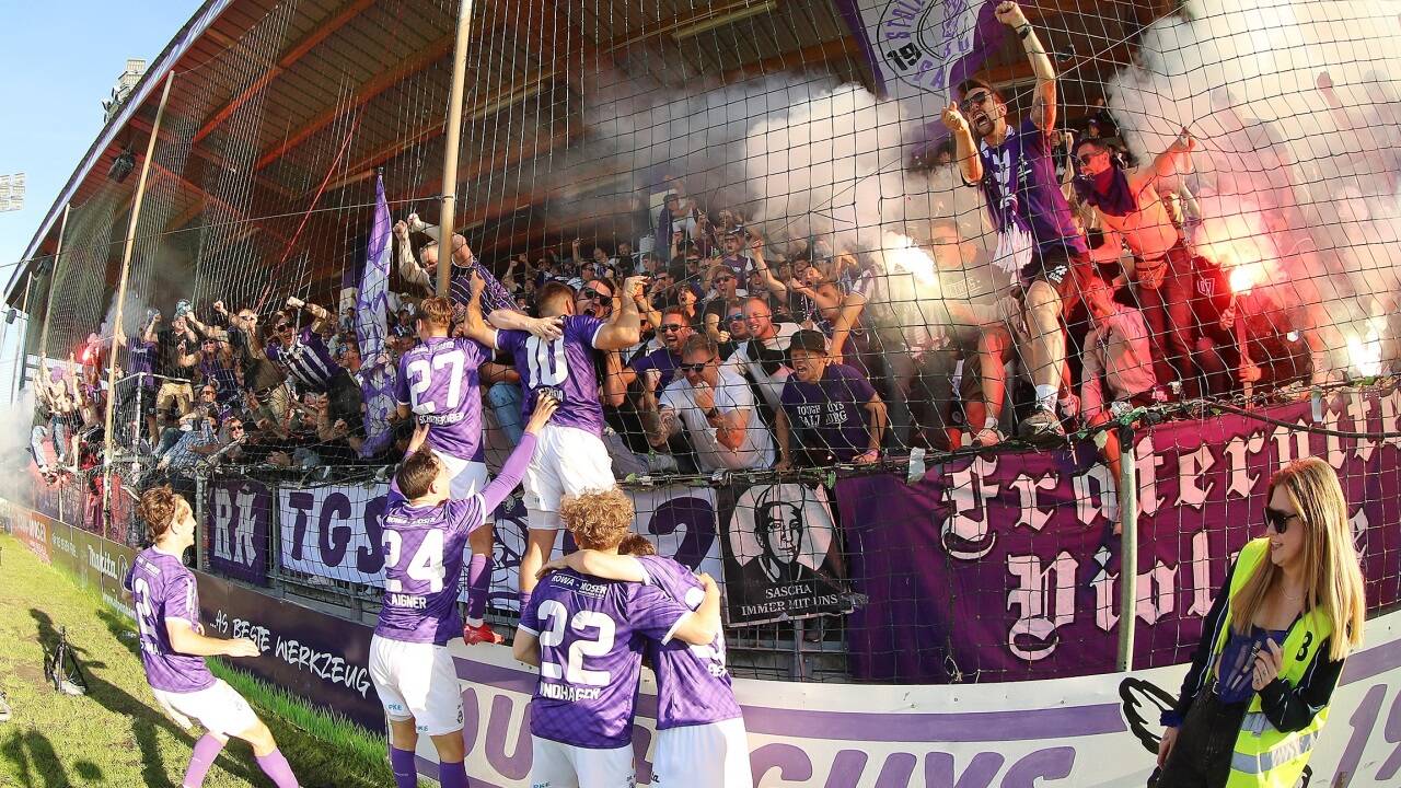 Austria Salzburg will am Samstag den Titel feiern. Austria Salzburg will am Samstag den Titel feiern.