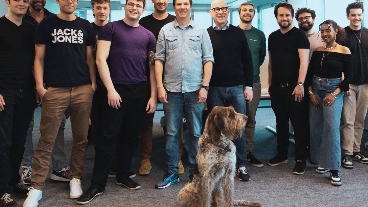 Die Teams von newsrooms.ai und Trending Topics im neuen gemeinsamen Büro in Wien. 