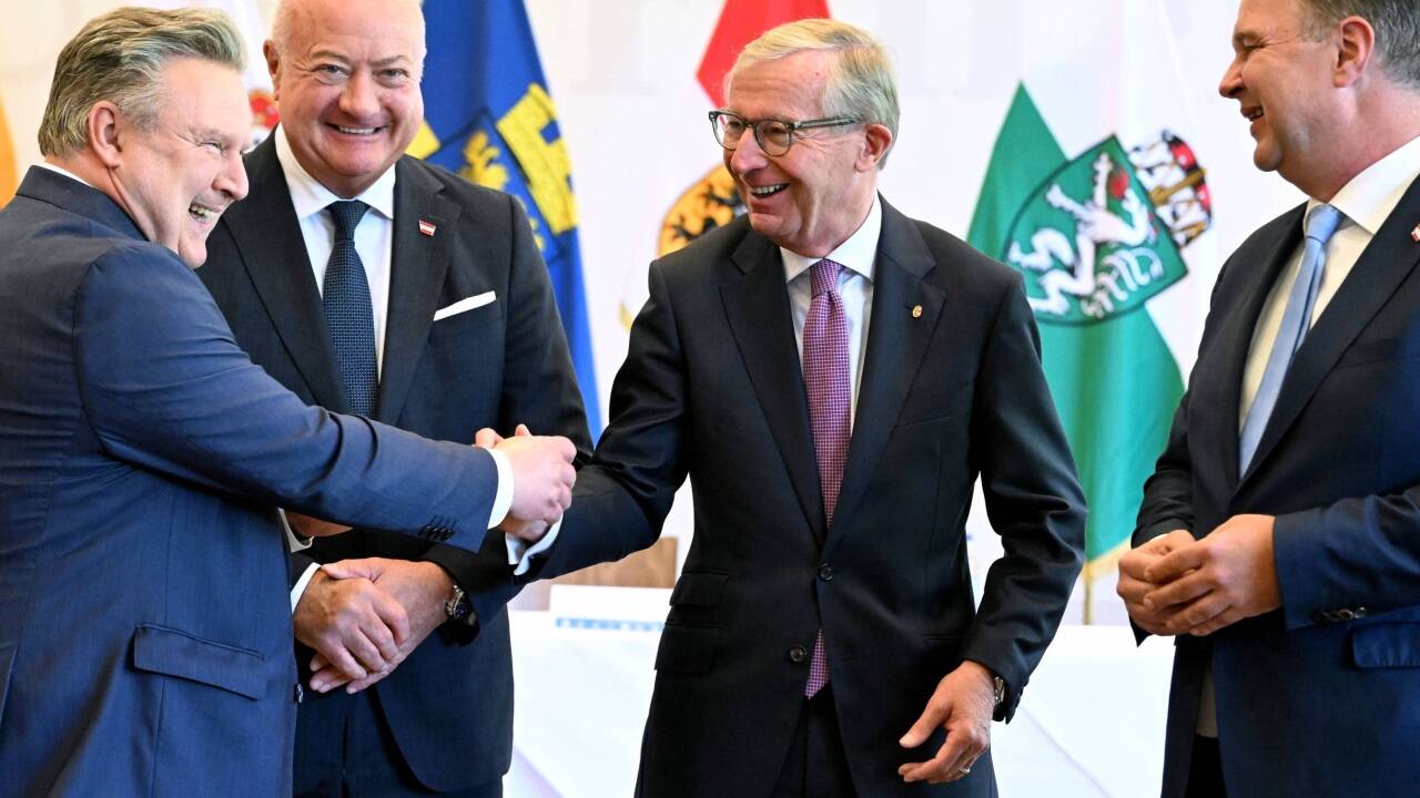 Bund, Länder, Städte und Gemeinden schmiedeten am Freitag in Leogang einen Reformpakt. Im Bild: Michael Ludwig (Landeshauptmann Wien), Christian Stocker (Bundeskanzler), Wilfried Haslauer (Landeshauptmann Salzburg) und Andreas Babler (Vizekanzler).  