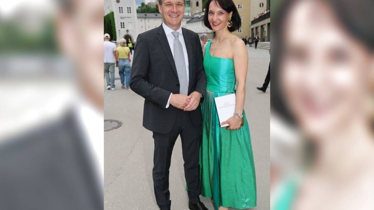 Landespolizeidirektor Bernhard Rausch mit der designierten PMU-Rektorin Annemarie Weißenbacher. 
