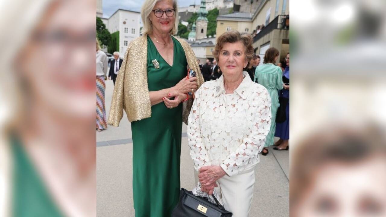 Ex-Außenministerin Ursula Plassnik und die frühere Festspielpräsidentin Helga Rabl-Stadler. 