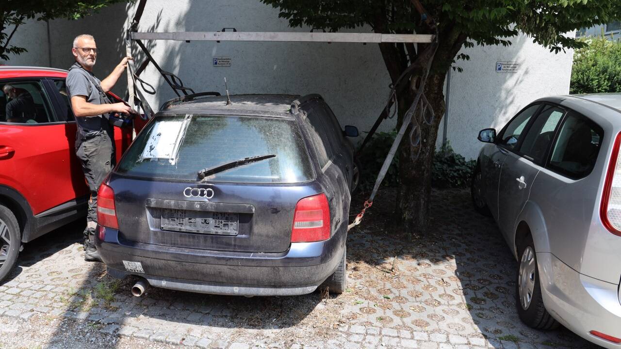 Nach fünf Jahren ging es dem rostigen Audi an den Kragen. 