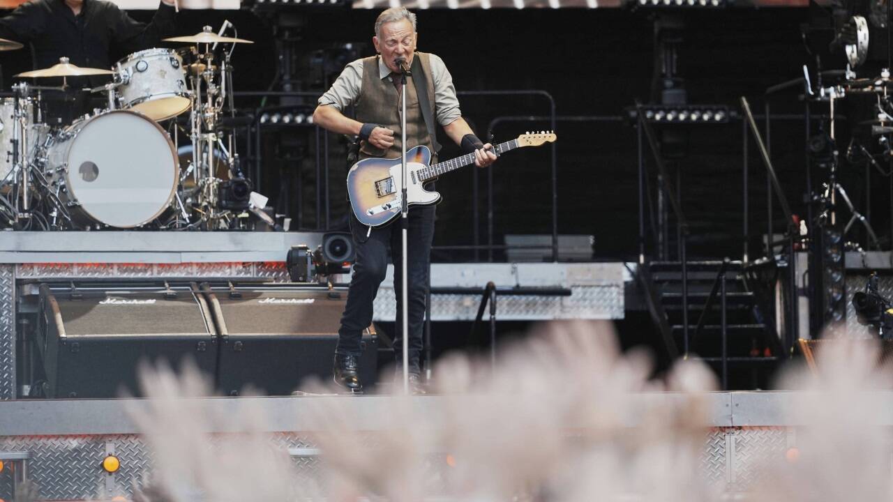 Klare Ansagen und mitreißende Musik: Bruce Springsteen und die E Street Band rockten das Berliner Olympiastadion. 