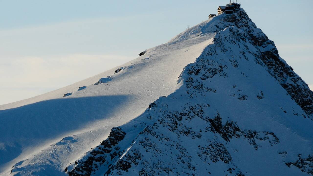 Minus 20 Grad Celsius können Elke Ludewig nichts anhaben. Ihre Faszination für Wetter, Wolken und Luft begleitet sie schon seit der Kindheit.  