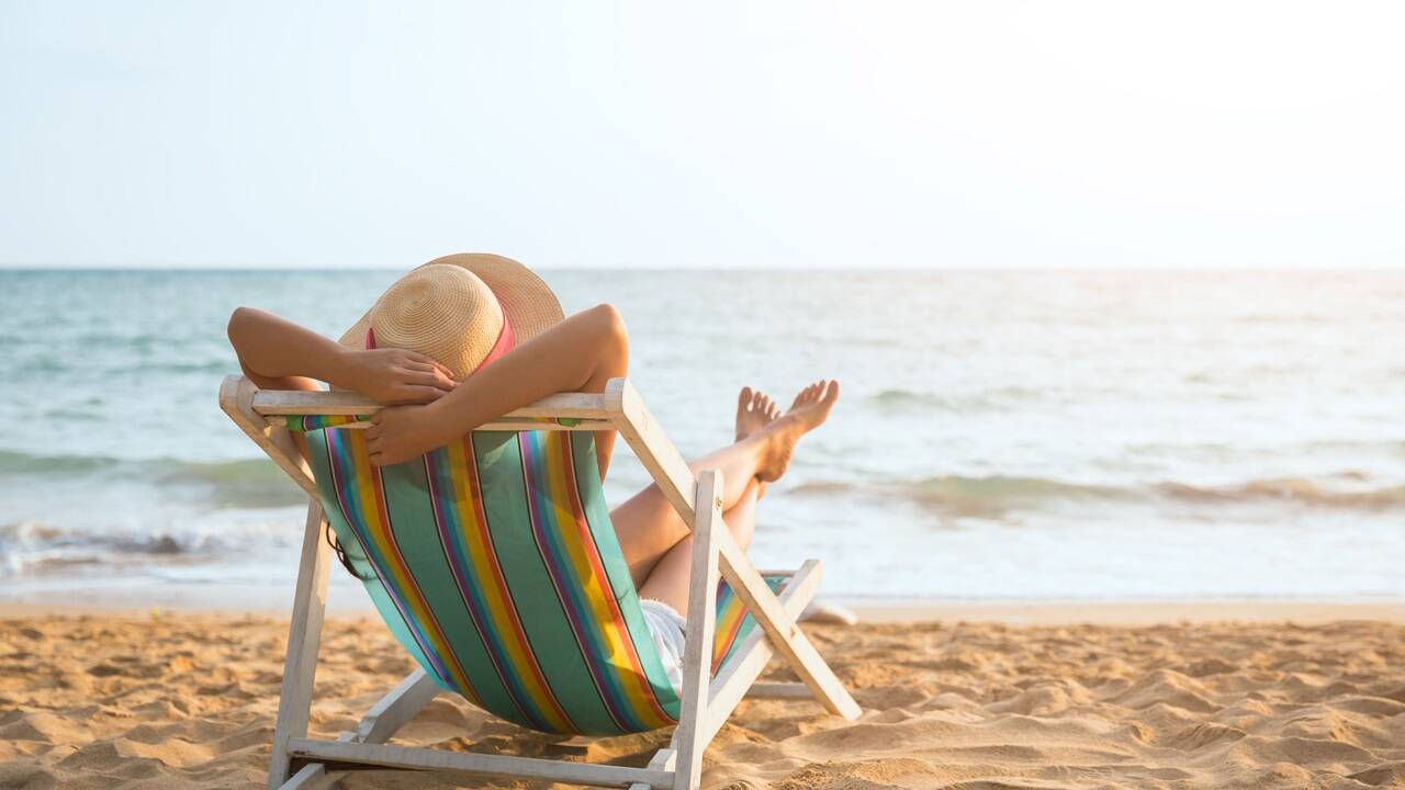 Keine Termine, kein Wecker: Sich regelmäßig eine Auszeit zu nehmen, ist wichtig für die Gesundheit. 