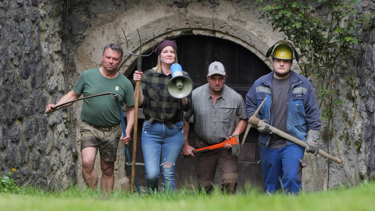 Burgeroberer: Christian Posch, Anja Brüggler, Willhelm Hutter und Christoph Rainer. Burgeroberer: Christian Posch, Anja Brüggler, Willhelm Hutter und Christoph Rainer.