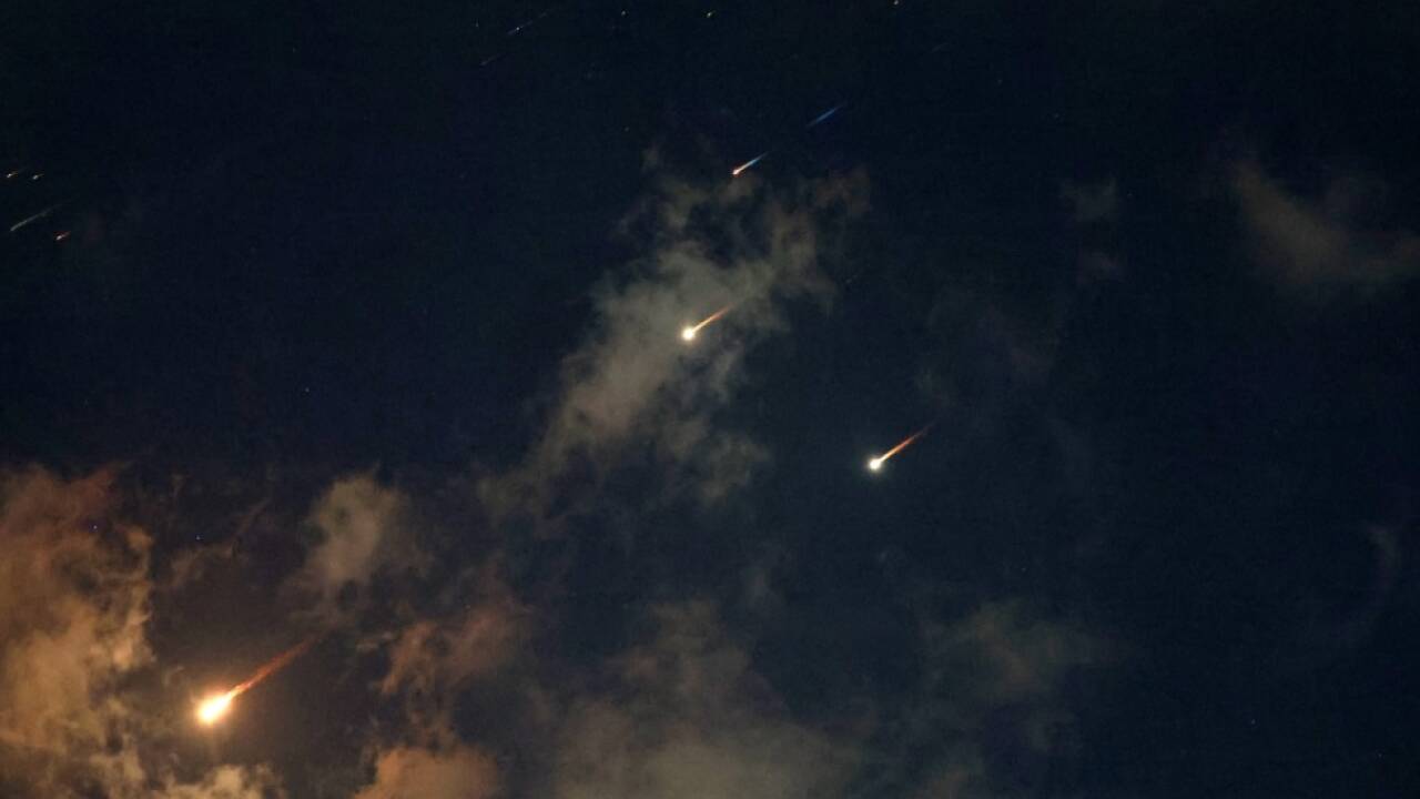 Raketen am Nachthimmel über Israel 