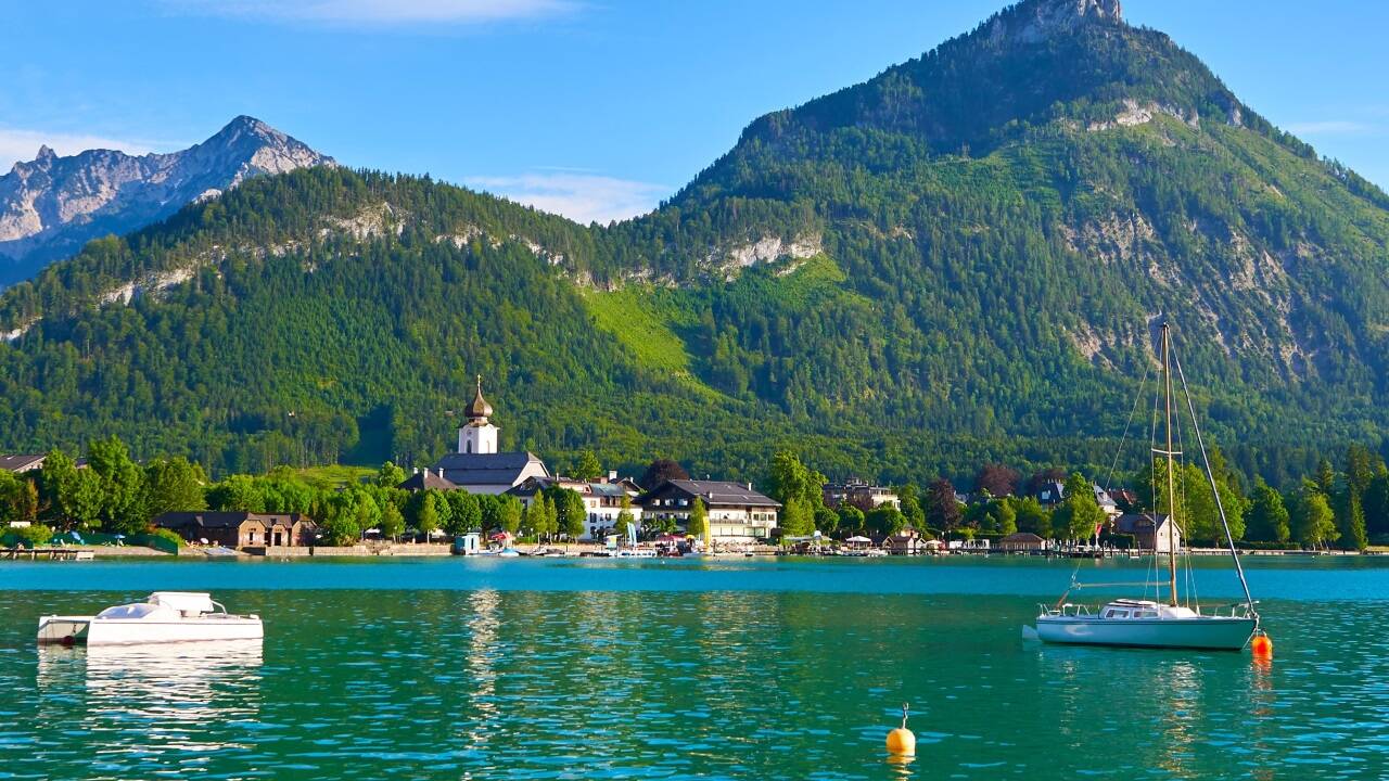 In den vergangenen Jahren kam es zu mehreren tödlichen Vorfällen am Wolfgangsee. Eine Sicherheitskampagne soll nun für mehr Bewusstsein sorgen. In den vergangenen Jahren kam es zu mehreren tödlichen Vorfällen am Wolfgangsee. Eine Sicherheitskampagne soll nun für mehr Bewusstsein sorgen.