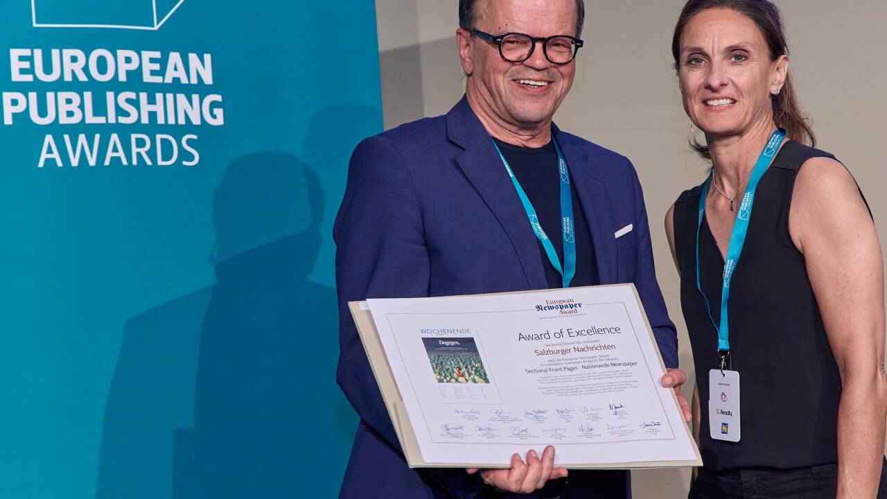 Die „Salzburger Nachrichten“ erhielten diesmal zwölf „Awards of Excellence“ für Gestaltung, Innovation und neue Konzepte SN-Chefredakteur Manfred Perterer freute sich.  