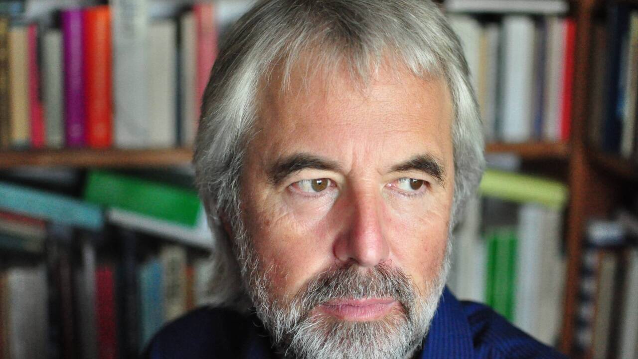 Der Autor Ludwig Laher ist Obmann des Vereins „Erinnerungsstätte Lager Weyer“. 