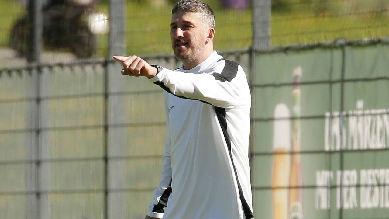 Trainer Damir Borozni formt ein neues Team in der Salzburger Liga. Trainer Damir Borozni formt ein neues Team in der Salzburger Liga.