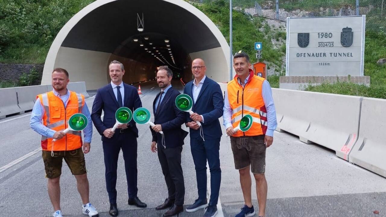 Bilder von Donnerstagfrüh: Die Asfinag gab grünes Licht für die A10. Die Tunnelbaustelle ist nach zwei Jahren Geschichte.  