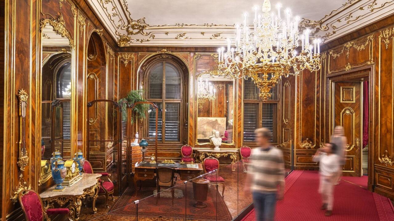 Nussholzzimmer in Schloss Schönbrunn.  