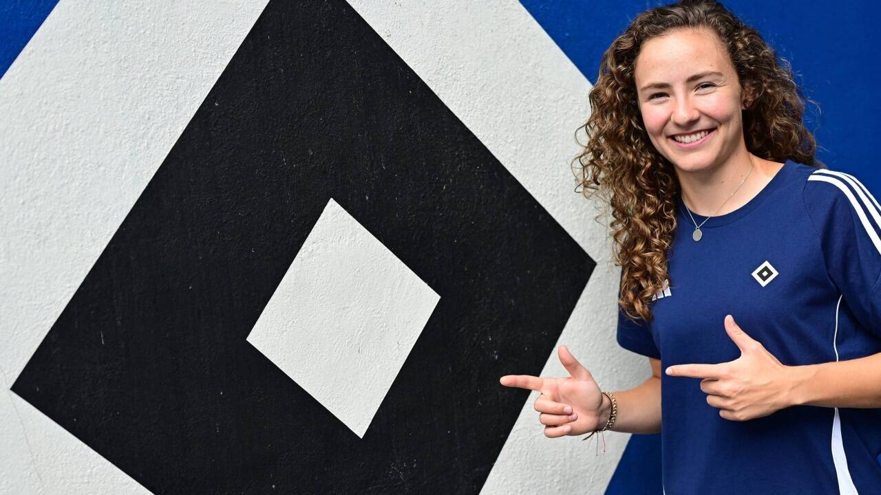 Mit der Raute auf der Brust: Melanie Brunnthaler spielt für den HSV.  