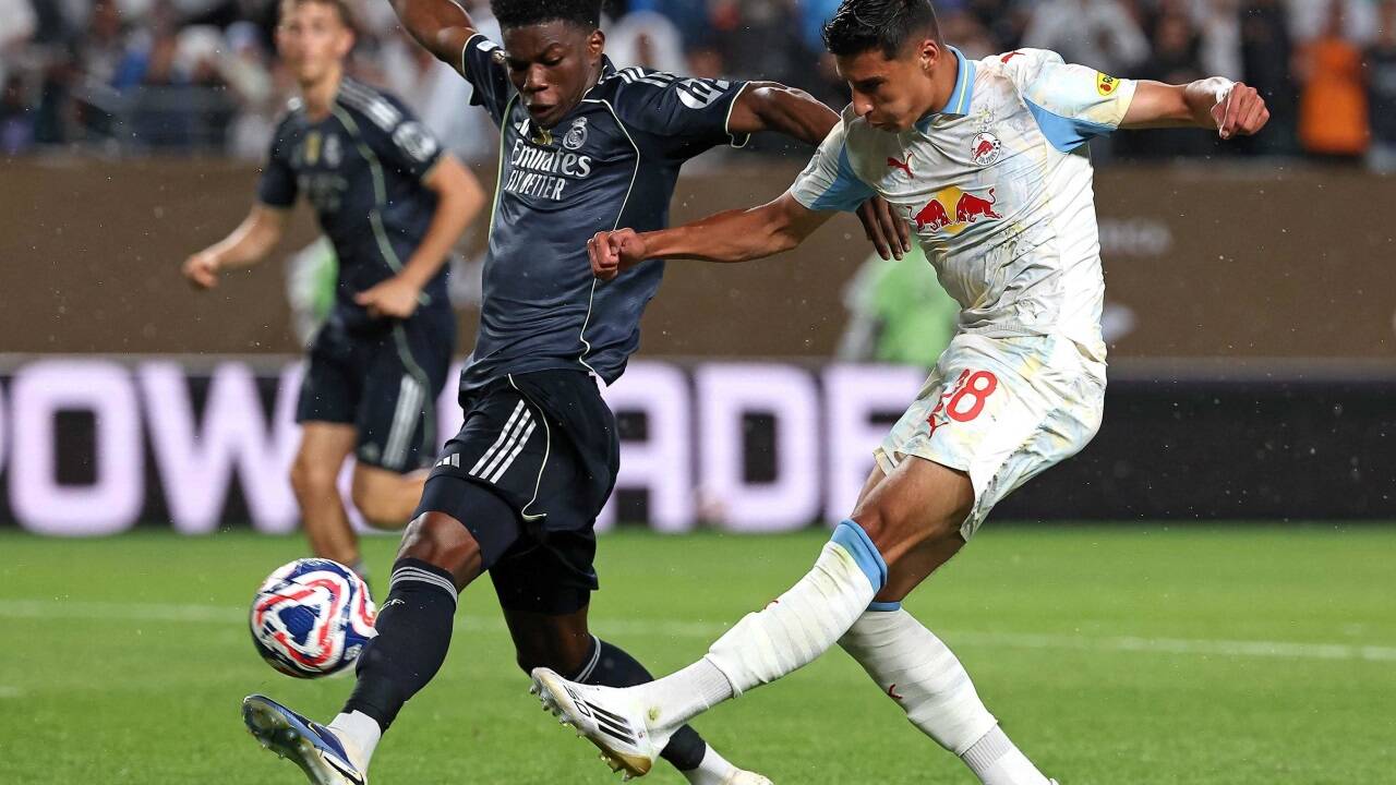 Adam Daghim (rechts) belebte die Offensive von Red Bull Salzburg nach der Pause. 