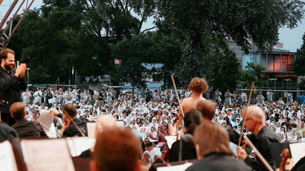 „Picknick im Park“ der Wiener Symphoniker auf der Kaiserwiese im Prater.  