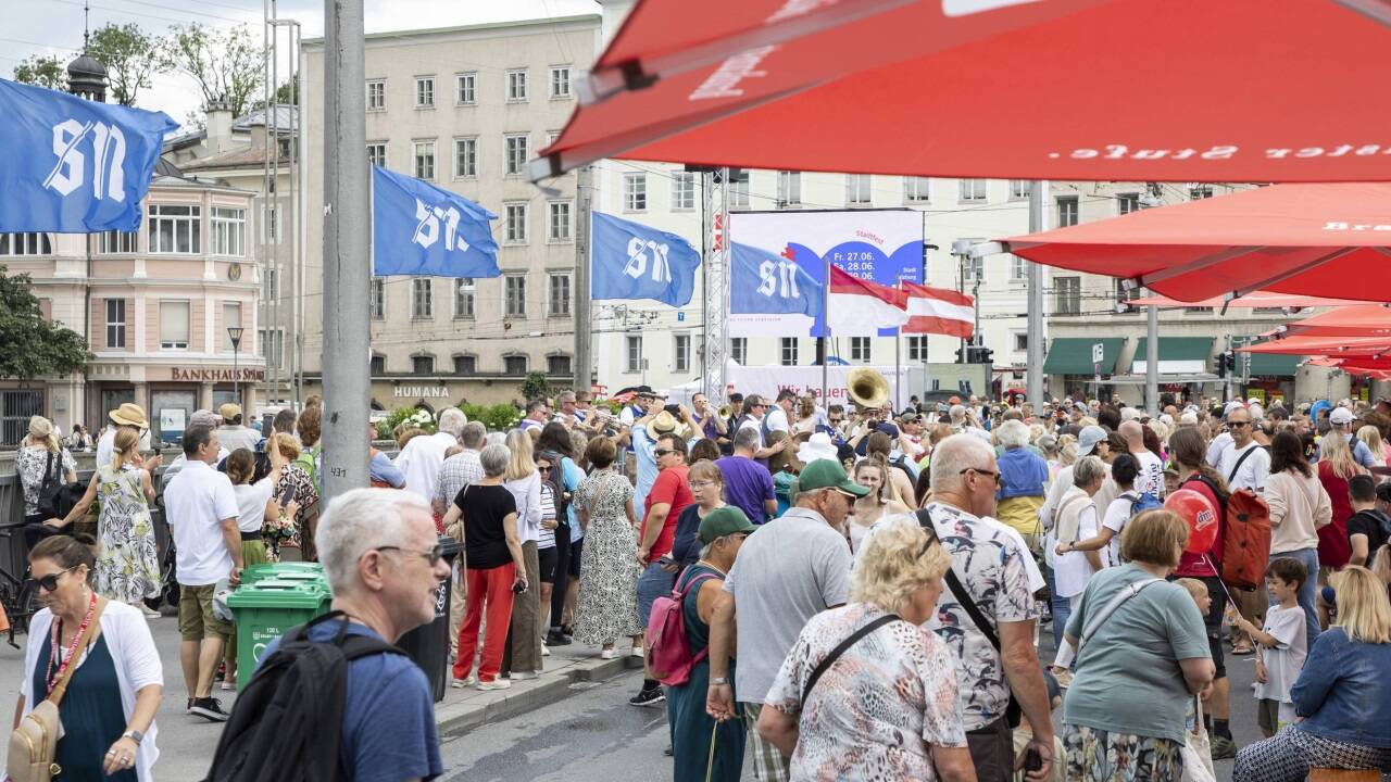 Rund 60.000 Besucherinnen und Besucher kamen von Freitag bis Sonntag in die Altstadt. Rund 60.000 Besucherinnen und Besucher kamen von Freitag bis Sonntag in die Altstadt.