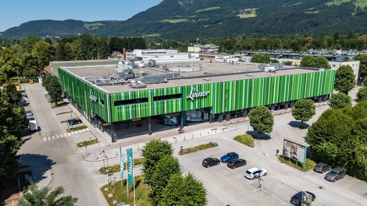Die Möbelkette Leiner schlitterte im Vorjahr in den Konkurs. Das Gebäude am Ginzkeyplatz in der Stadt Salzburg steht leer. 