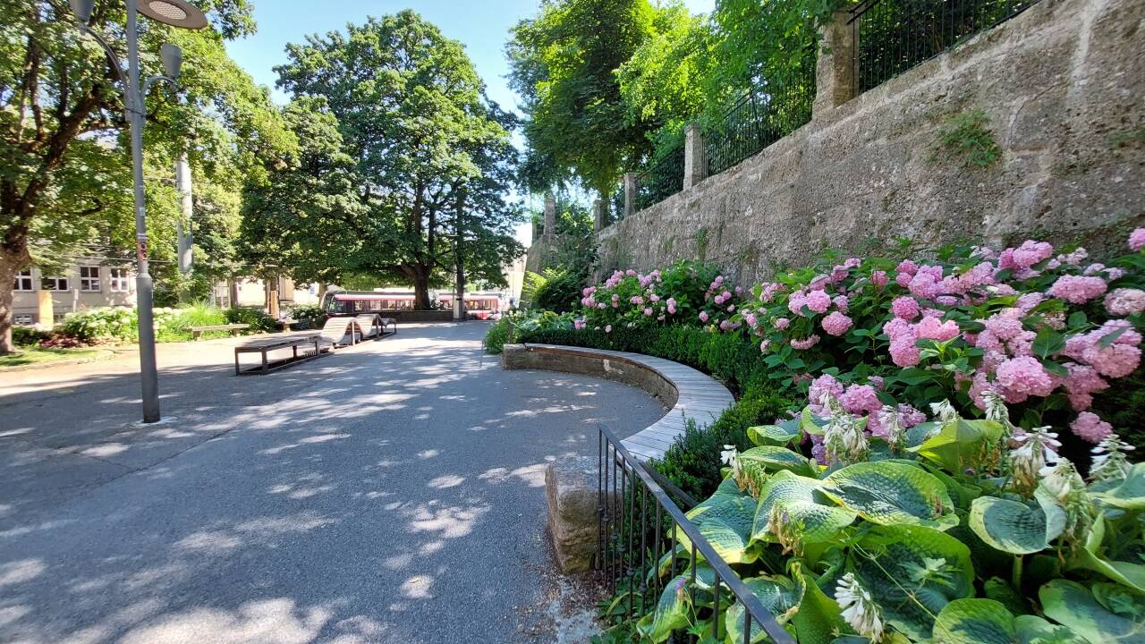 Der Schanzlpark in Salzburg-Nonntal.  