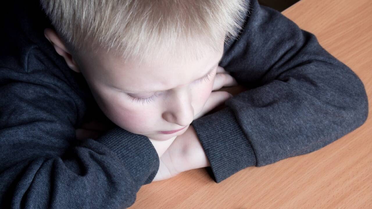 Für das Selbstbewusstsein von Scheidungskindern ist eine kontinuierliche Beziehung zu beiden Elternteilen wichtig. 