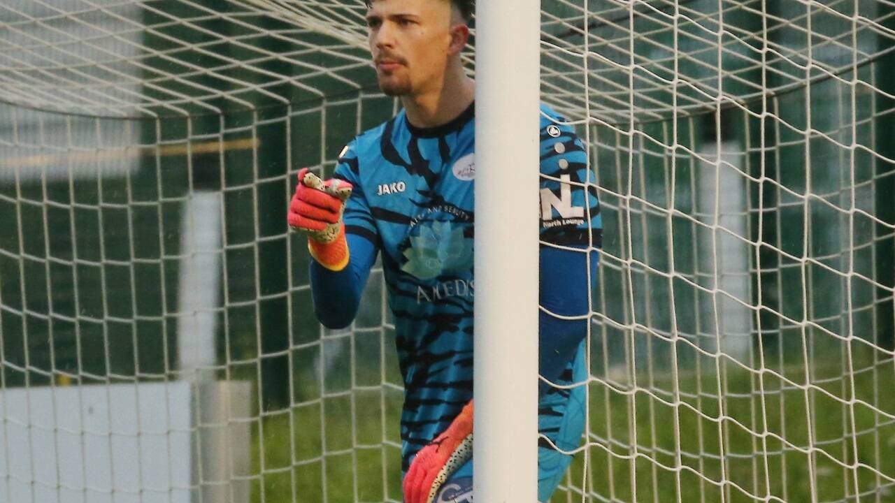 Paul Schranz bleibt doch nicht in der Salzburger Liga. Paul Schranz bleibt doch nicht in der Salzburger Liga.