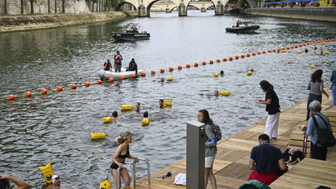 Drei Badestellen in Paris öffentlich zugänglich 