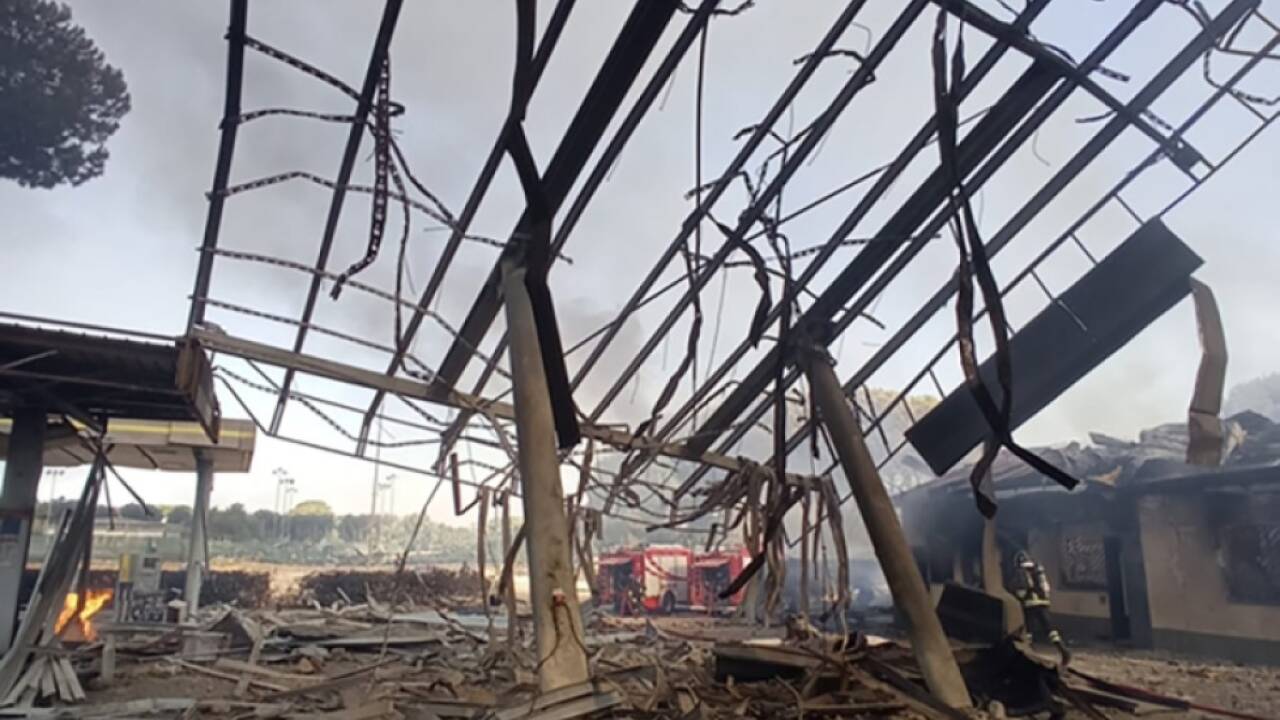 Zahlreiche Verletzte nach Explosion an Tankstelle in Rom 