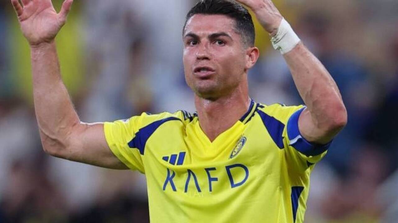 Weltfußballer Cristiano Ronaldo: Wäre er Ihnen ein paar Hundert Millionen Euro wert? Greifen Sie zu! 