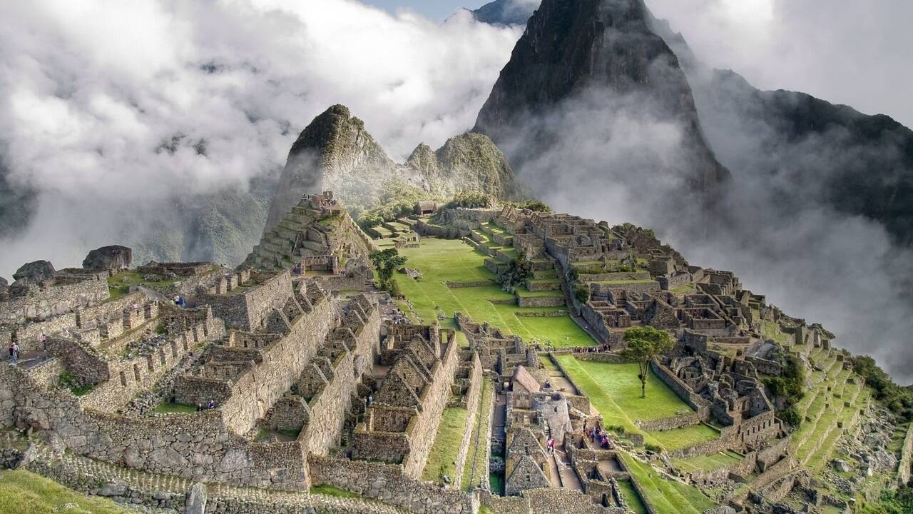 Einst war es die Hauptstadt der Inkas, heute ist es das Haupt-Reiseziel in Peru: Machu Picchu. Einst war es die Hauptstadt der Inkas, heute ist es das Haupt-Reiseziel in Peru: Machu Picchu.