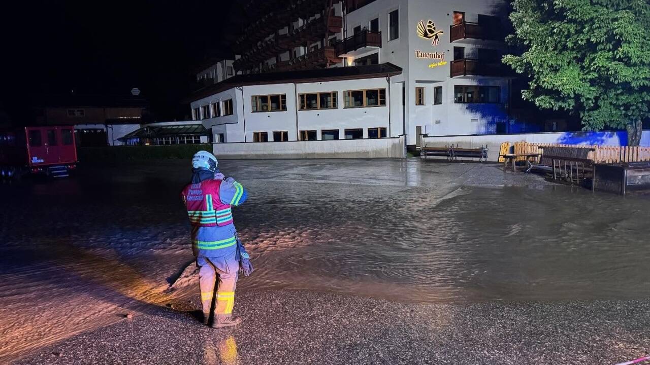 Bilder vom Hochwassereinsatz in Großarl. 