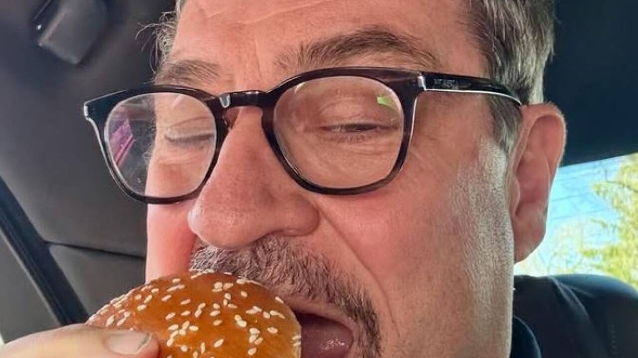 Bayerns Ministerpräsident Markus Söder (CSU) profiliert sich nebenberuflich als Food-Influencer. 