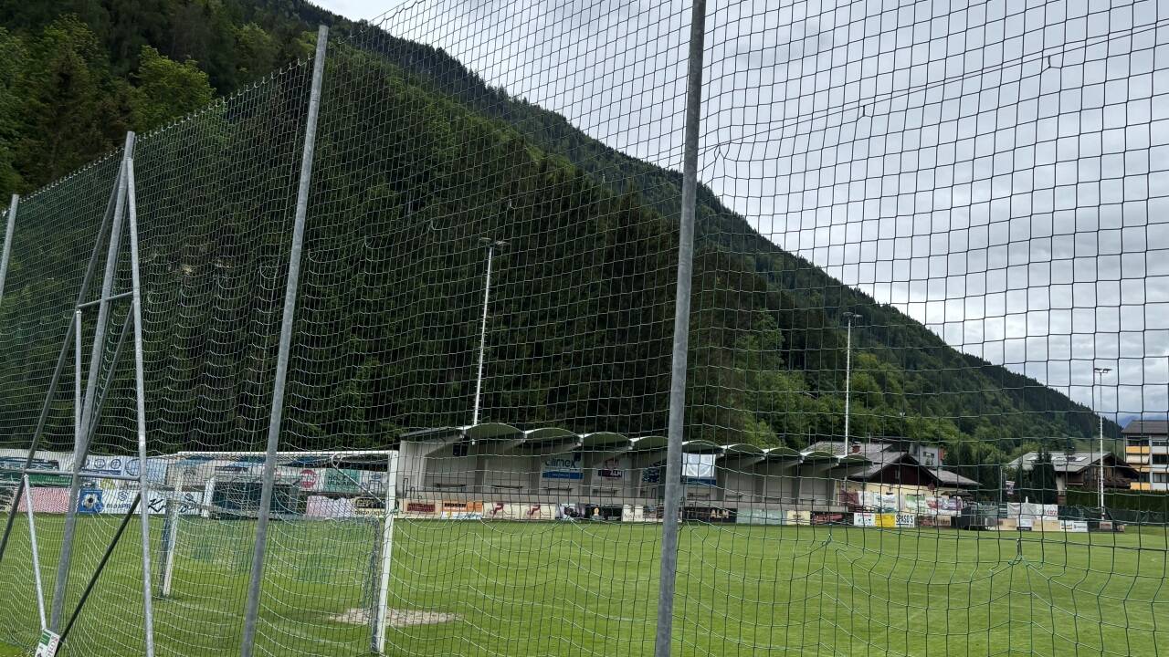 Die Sportanlage in Bischofshofen ist für große Fußballspiele eigentlich nicht mehr tauglich. 