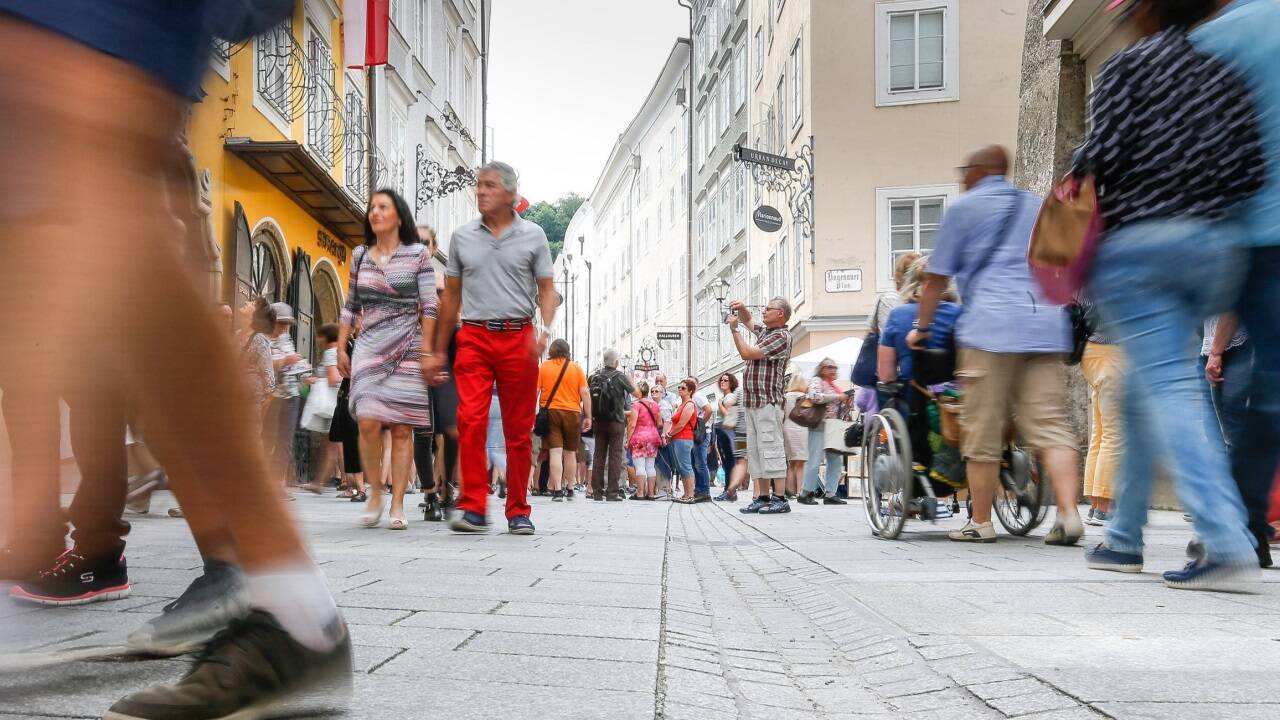 Wirte und Hoteliers sehen dem Sommer gedämpft entgegen. Wirte und Hoteliers sehen dem Sommer gedämpft entgegen.