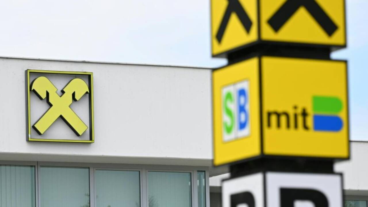 Vor allem im Raiffeisen- und Sparkassensektor wurde reduziert Vor allem im Raiffeisen- und Sparkassensektor wurde reduziert