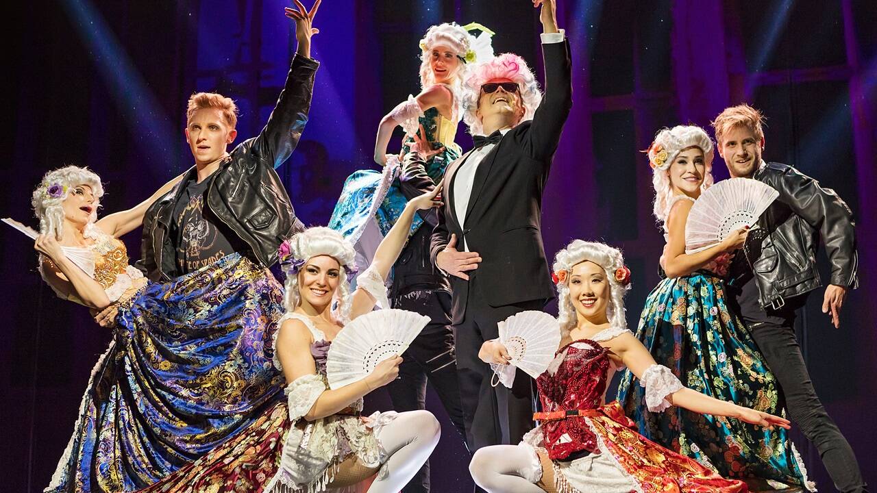 Zum Jubiläum „40 Jahre Rock Me Amadeus“: FALCO MEETS AMADEUS. 