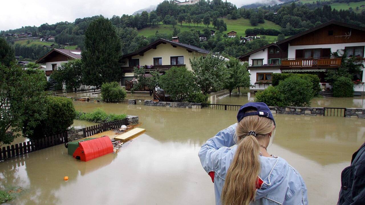 353 Objekte standen unter Wasser. 