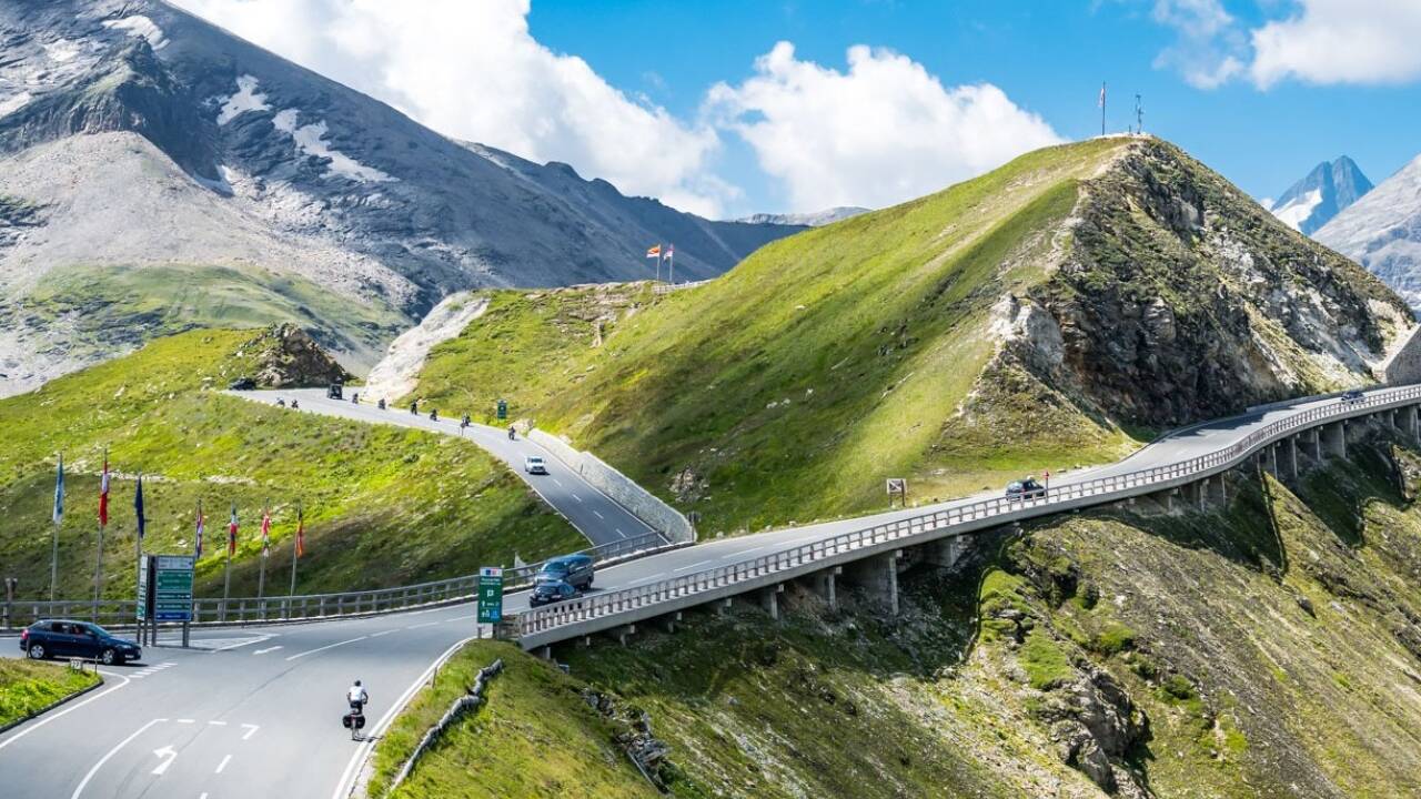 Die Großglockner-Hochalpenstraße. Die Großglockner-Hochalpenstraße.