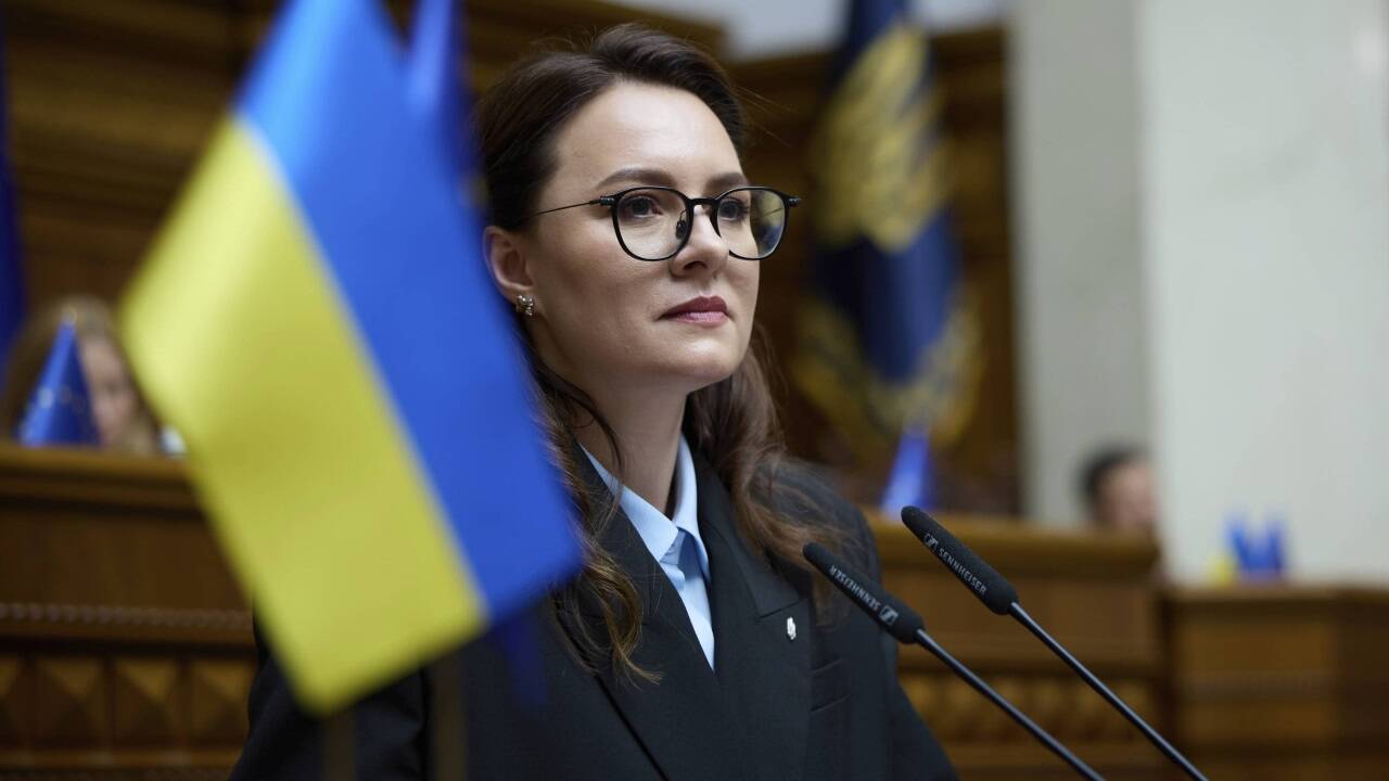 Julija Swyrydenko ist 39 Jahre alt, verheiratet und Mutter eines Kindes. 