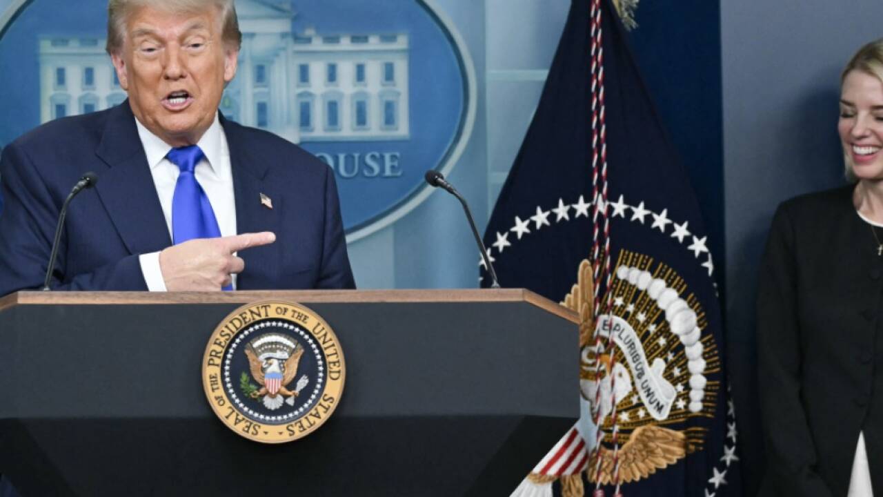 Trump habe Bondi gebeten, die Unterlagen vorzulegen 