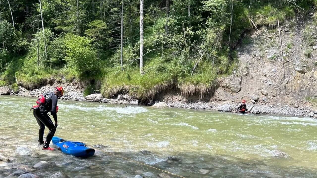 Bilder vom Einsatz an der Lammer. Bilder vom Einsatz an der Lammer.