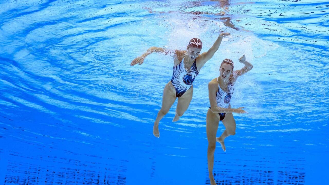 Szenen ihres Duetts.  