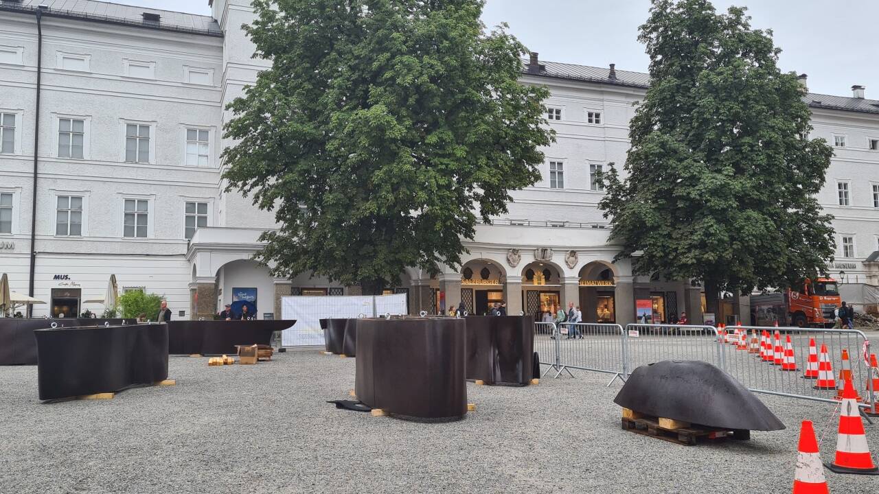 Diese Teile warten noch darauf, zusammengesetzt zu werden.  