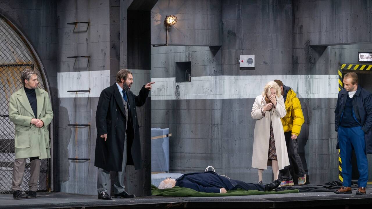 Robert Raso als Curio, Christophe Dumaux als Giulio Cesare, Lucile Richardot als Cornelia, Federico Fiorio als Sesto und Andrey Zhilikhovsky als Achilla 