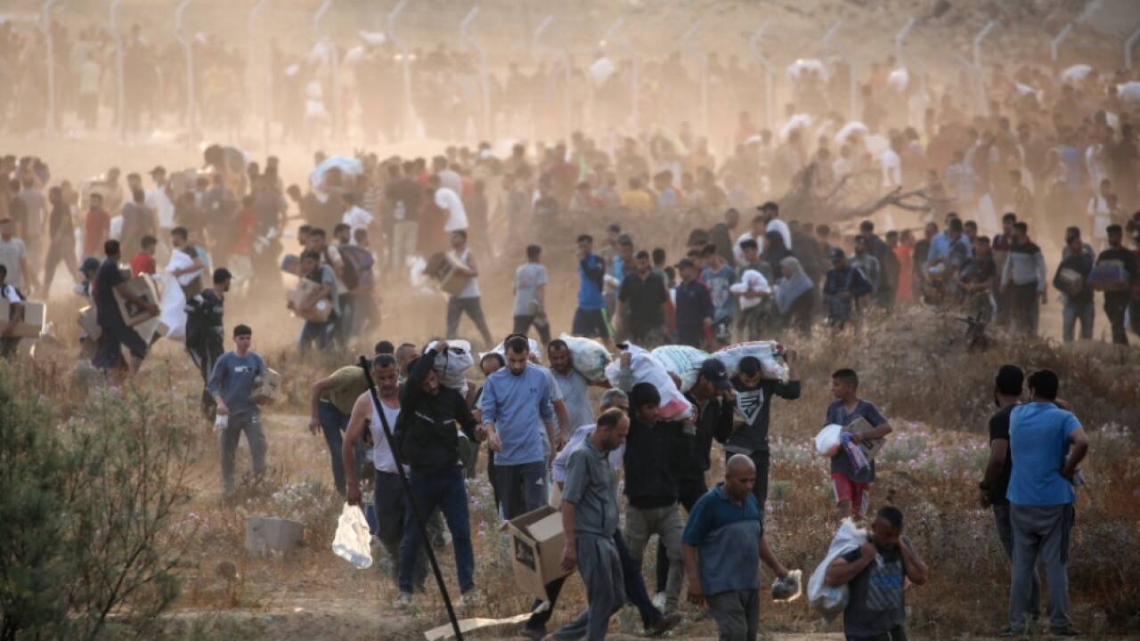 Weg zu Verteilzentren mit Gefahren verbunden Weg zu Verteilzentren mit Gefahren verbunden