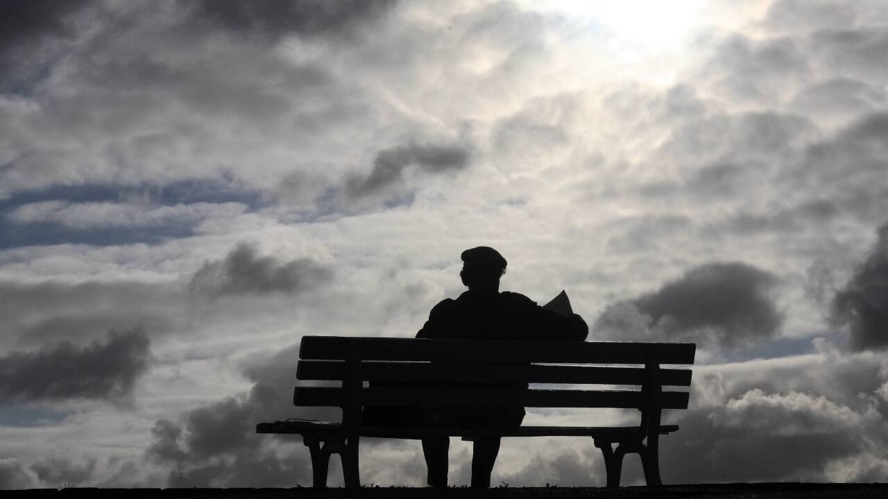 „Menschen, die den Weg aus der Depression und Suizidalität herausgefunden haben, können mit ihren Erfahrungen später anderen oft unglaublich gut zur Seite stehen und Hoffnung vermitteln“, sagt der Salzburger Psychologe und Psychotherapeut Martin Plöderl.  